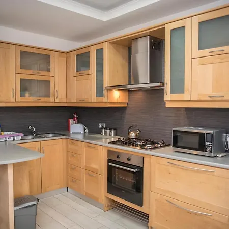 Luxury Modern 3 Bedroom Seaview Apt Marsaskala
