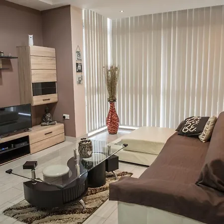 Luxury Modern 3 Bedroom Seaview Apt Appartement